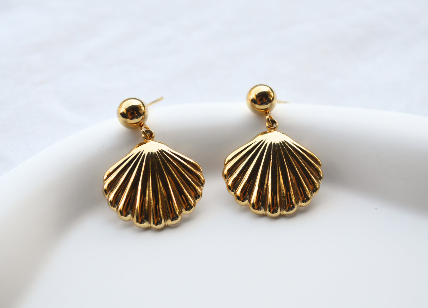 Shell earrings