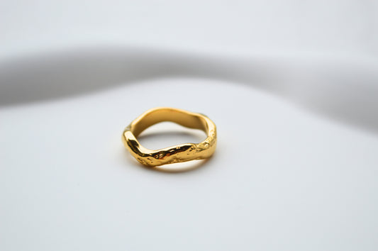Wave ring